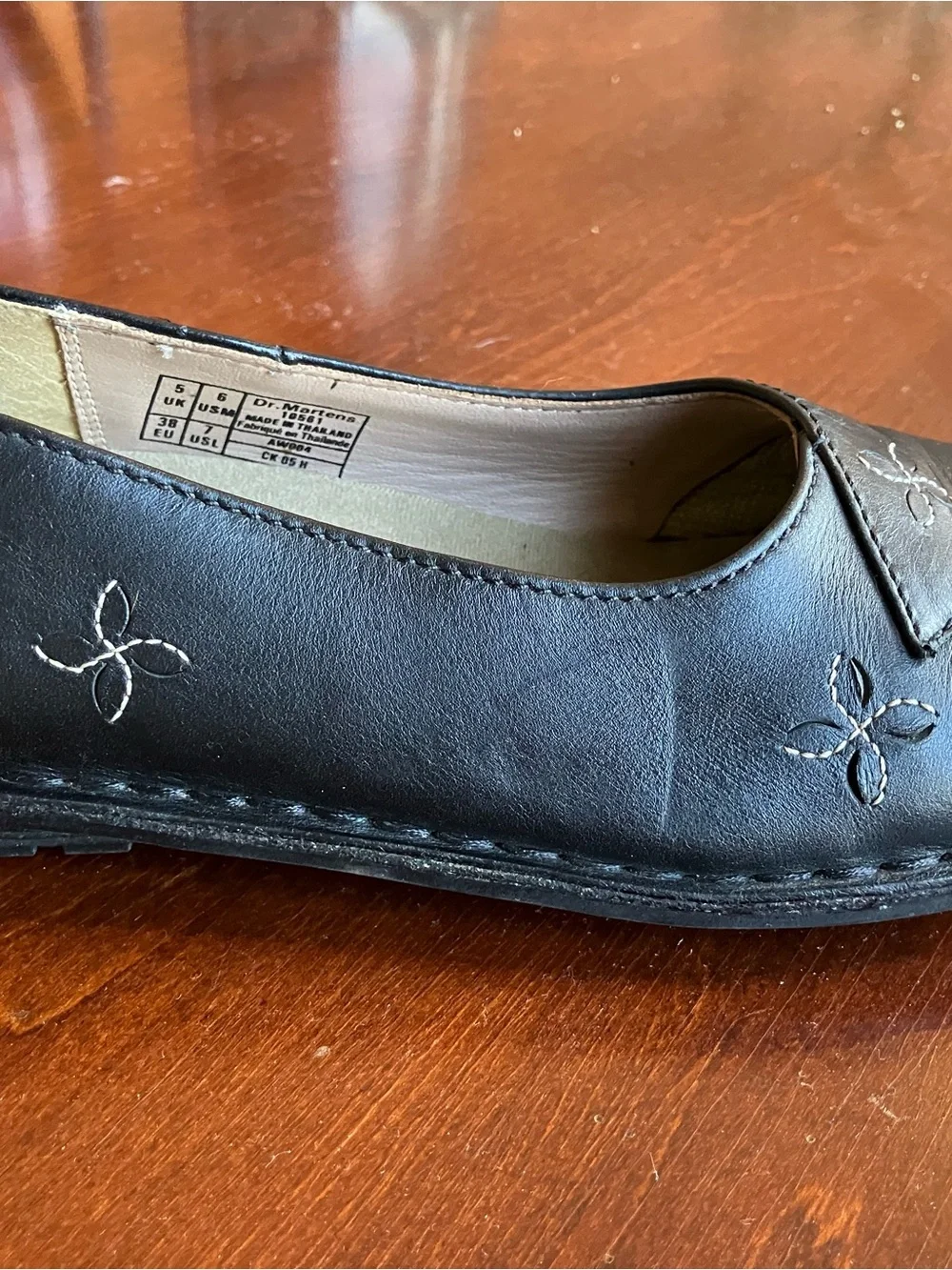 Dr. Martens Black Leather Ballet Flats with Stitch Detail- size 7